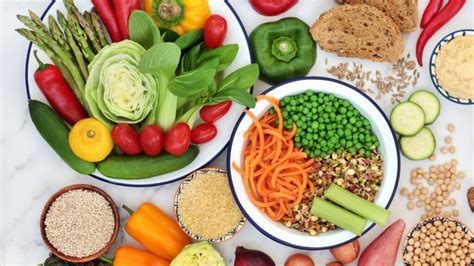 obrázok zdravej porcie jedla s nízkym obsahom purínov