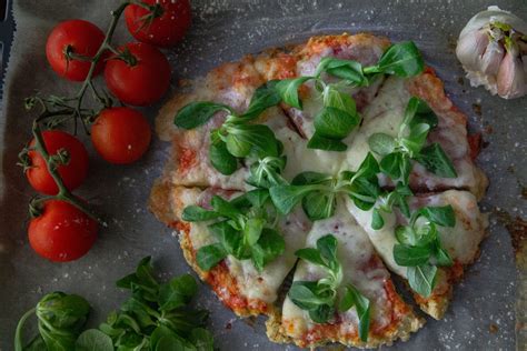 Zdravá pizza s množstvom zeleniny