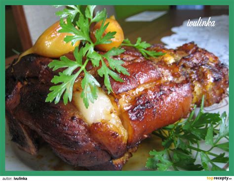 Pečené koleno v rímskom hrnci