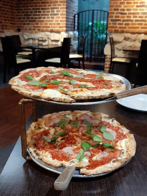 Pizza v Pizzerii Terasa