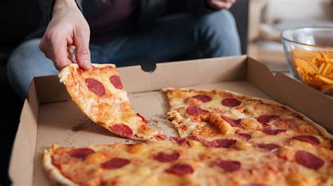 Donáška pizze