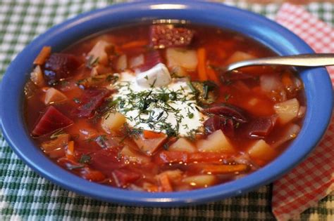 Recept na červenú kapustovú polievku
