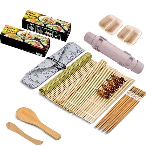 Základné ingrediencie a pomôcky na prípravu sushi