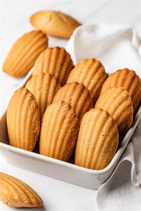 Madeleines s kávou