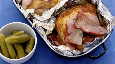 Ilustračná fotografia mäsa pripraveného v alobale