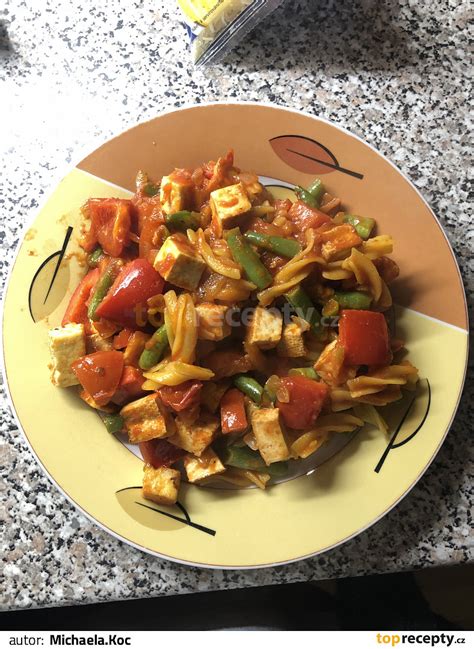 Vegetariánska živánska s tofu a zeleninou
