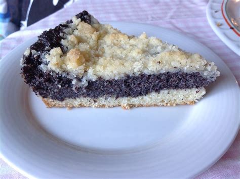Makový koláč s drobenkou na plechu