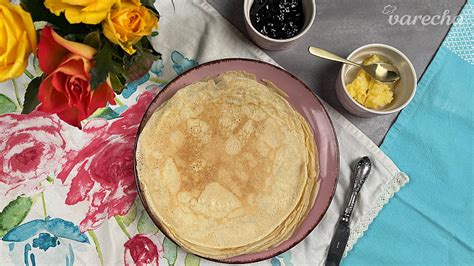 Základné ingrediencie na palacinky: múka, mlieko, vajcia, cukor, soľ a olej
