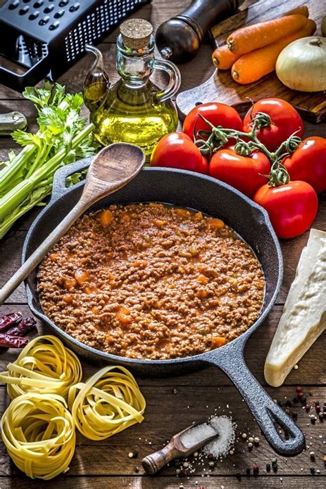 Ingrediencie na bolonské ragú