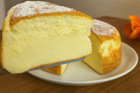 Hotová jogurtová torta bez múky