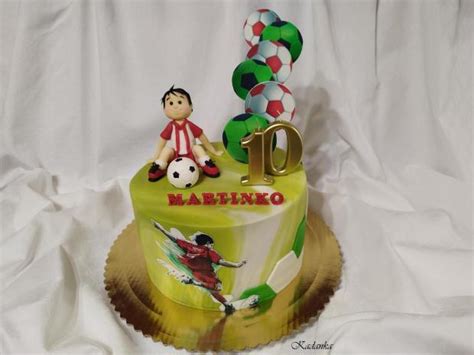 Torta s motívom futbalu