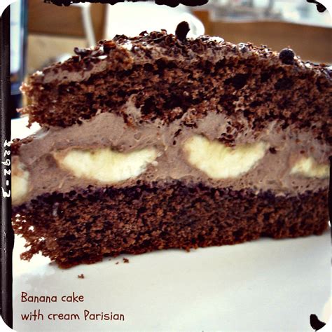 Banánová torta s parížskym krémom a farebným poťahom z JOJO cukríkov