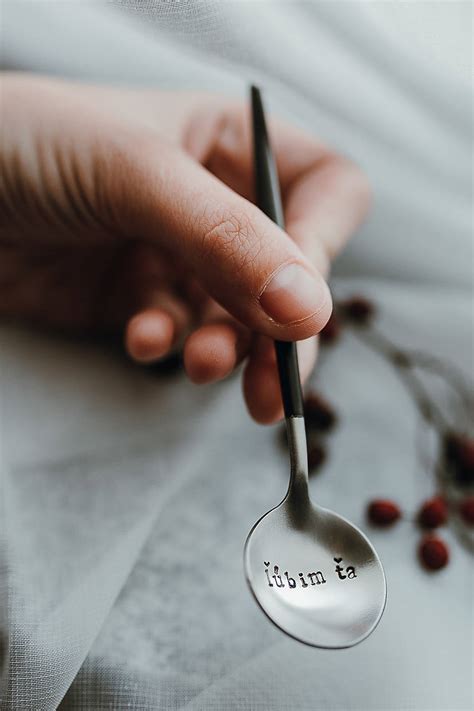 Čajová lyžička s cestom na pečenie