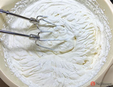 Mascarpone krém v miske