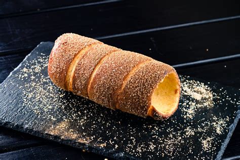 Skalický trdelník s posýpkou