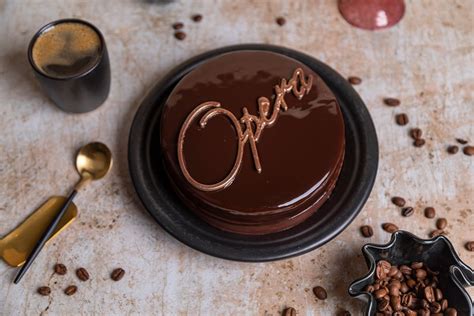 Vizualizácia vrstiev torty Opera