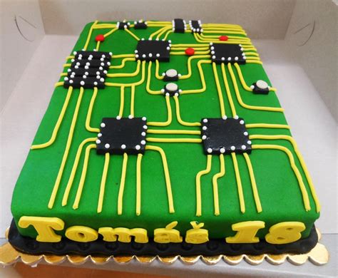 Personalizovaná torta pre elektrikára s koníčkami