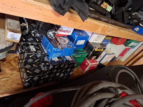 Rôzne druhy oblohy na fit pizze