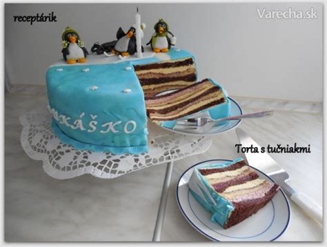 Torta s vrstvami pribináčikovej plnky a ovocia