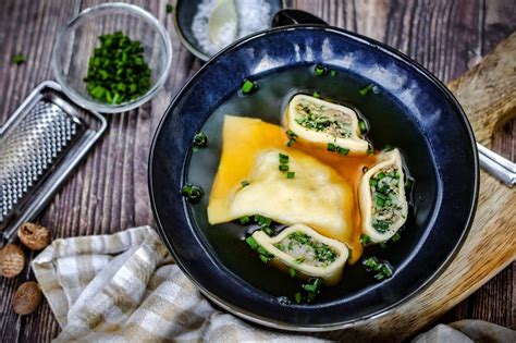 Maultaschen v bujóne