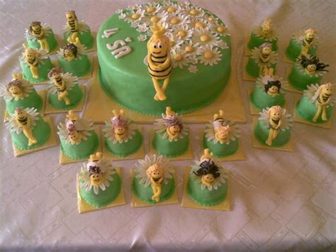 Torta s motívom Včielky Maje