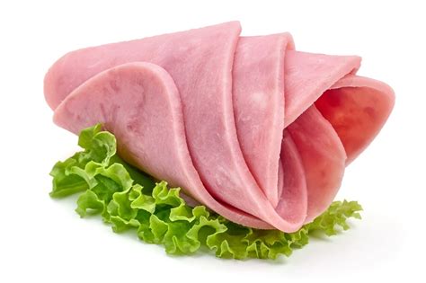 nakrájané plátky šunky na sviatočnej mise
