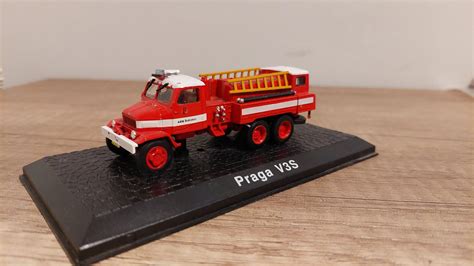 Torta s motívom Požiarnika Sama a jeho hasičského auta