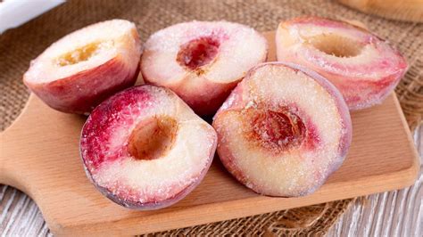 Zrelé broskyne a mascarpone