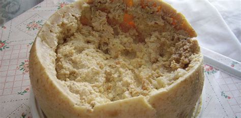 Syr Casu Marzu s larvami