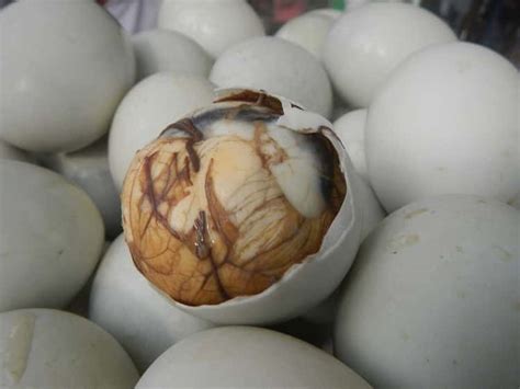 Oplodnené kačacie vajce Balut