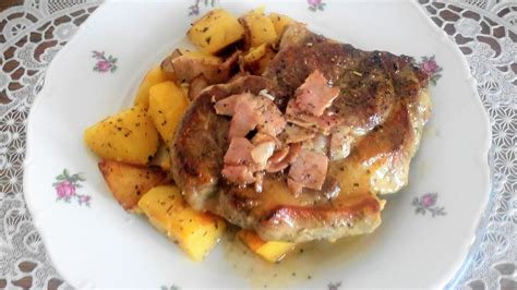 Rôzne hotové pokrmy z bravčovej krkovičky