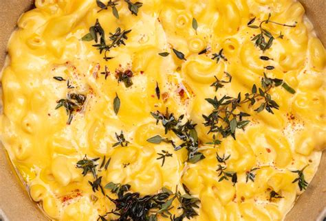 Pikantná syrová omáčka s jalapeño papričkami