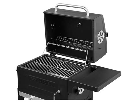 Infografika porovnávajúca elektrické, plynové a grily na drevené uhlie