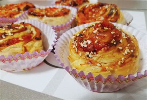 Základné ingrediencie pre sladké muffiny z lístkového cesta