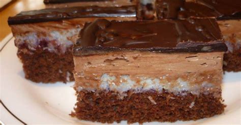 Ingrediencie na jablkovo-škoricové rezy