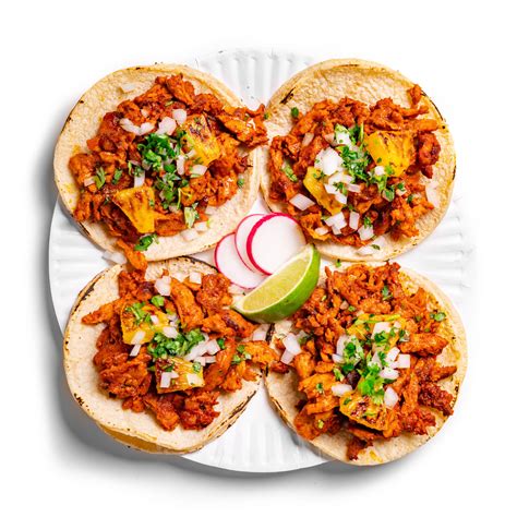 Príprava Tacos al pastor na vertikálnom grile