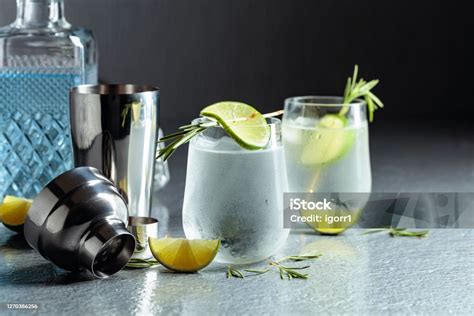 Fotografia tequily s limetkou a soľou