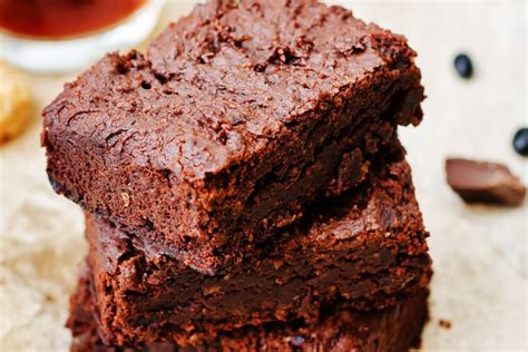 Fotografia čokoládového brownie z fazule