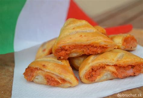 Hotové pečené pizzové fornetti s Karička syrom
