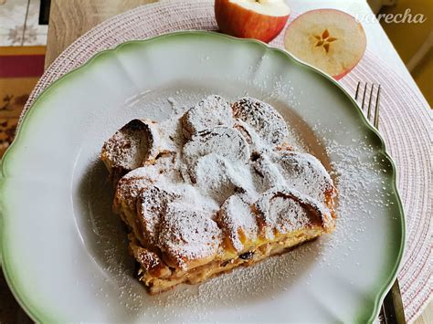 Jablková žemľovka s tvarohovou vrstvou