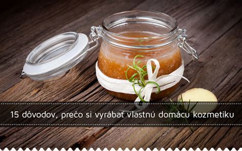 Žena vyrábajúca domácu kozmetiku