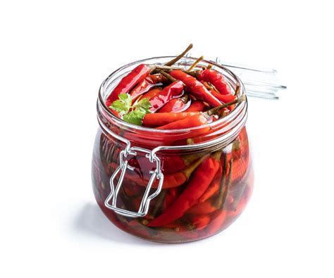 Nakladané chilli papričky v pohári