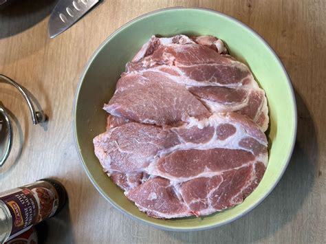 Ingrediencie na krkovičku na znojemský spôsob