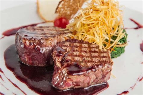 Steak z falošnej sviečkovej s bylinkovým maslom