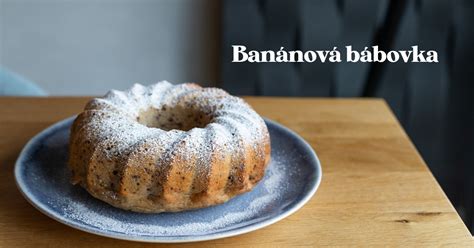 Banánová bábovka s pekanovými orieškami