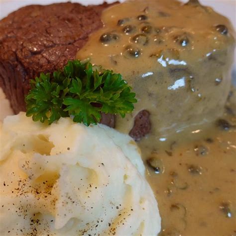 Hovädzí steak s omáčkou