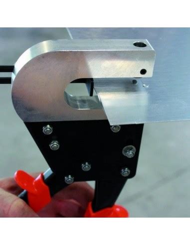 Nástroje na dierovanie plechu