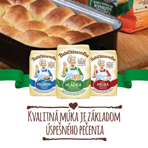 Ruky mlynára kontrolujúce kvalitu múky