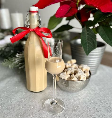 Domáci likér Baileys s kockami ľadu