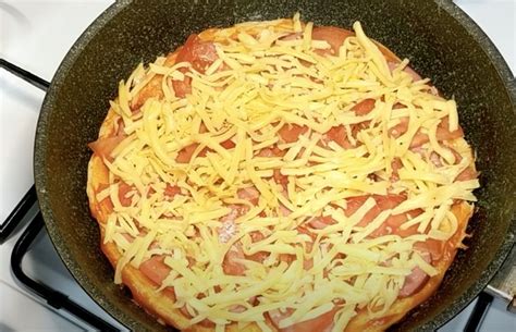 Pizza na panvici s pokrievkou